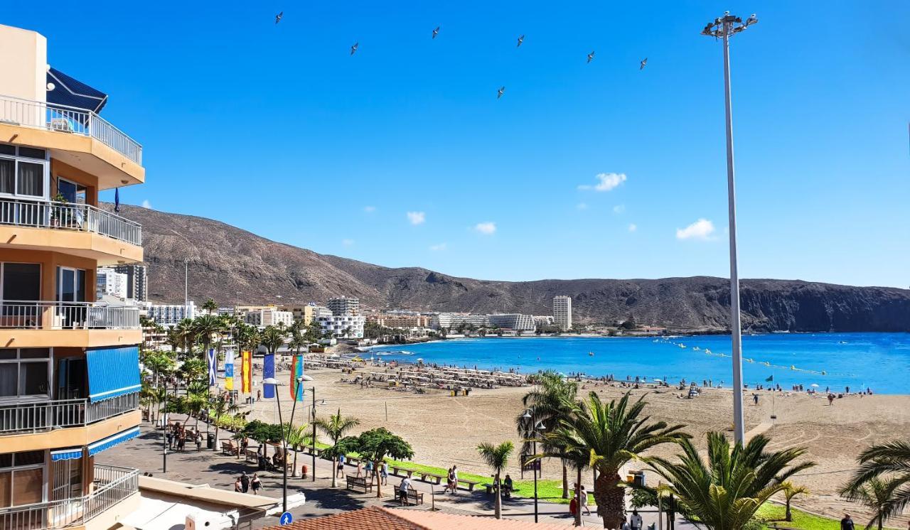 La Maricita Cristianos - Beach Front & Sea View لوس كريستيانوس المظهر الخارجي الصورة